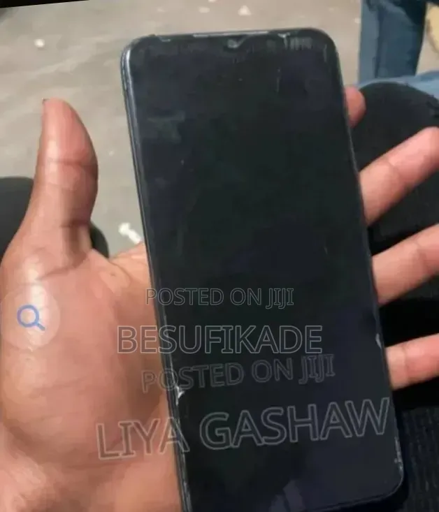 Tecno Spark 8C 64 GB Black