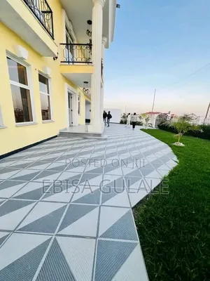 Furnished 6bdrm Farm House in Ccd Real State, Yeka for sale
