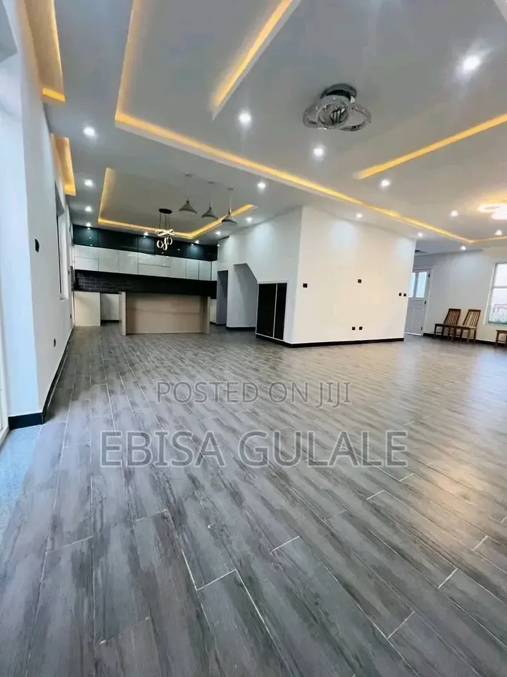 Furnished 6bdrm Farm House in Ccd Real State, Yeka for sale