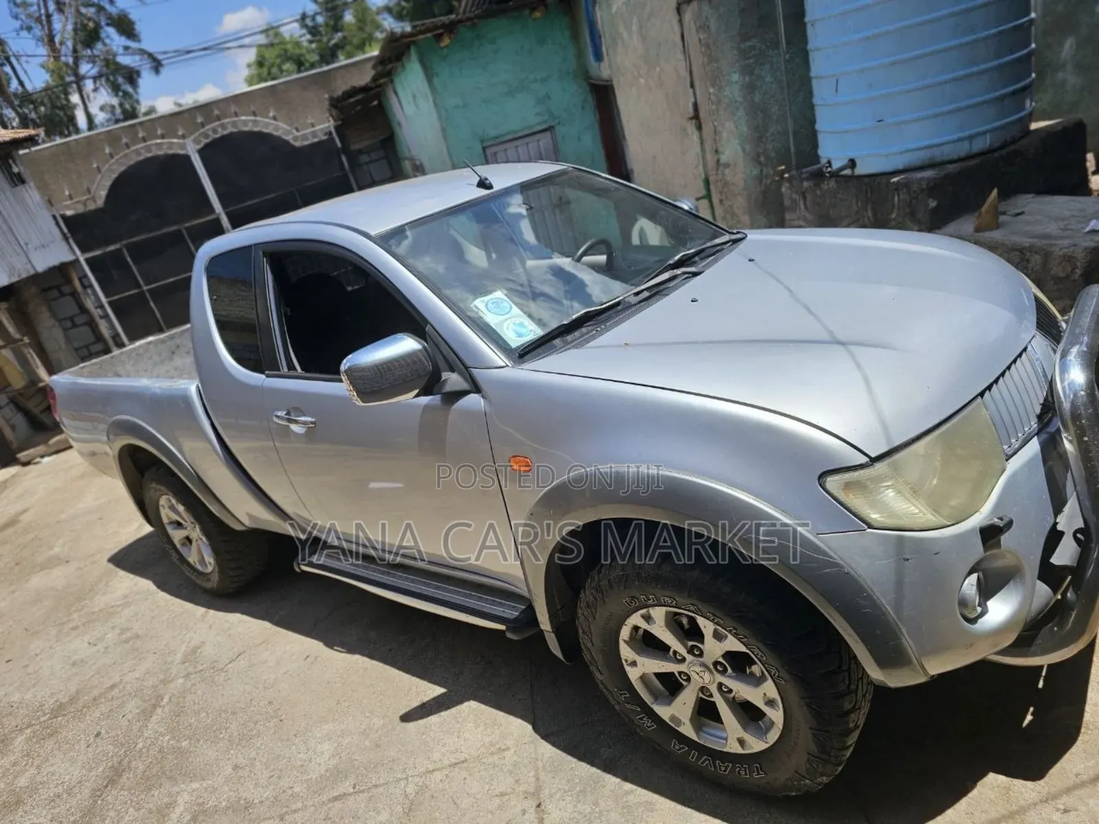 Mitsubishi L200 2009 Silver
