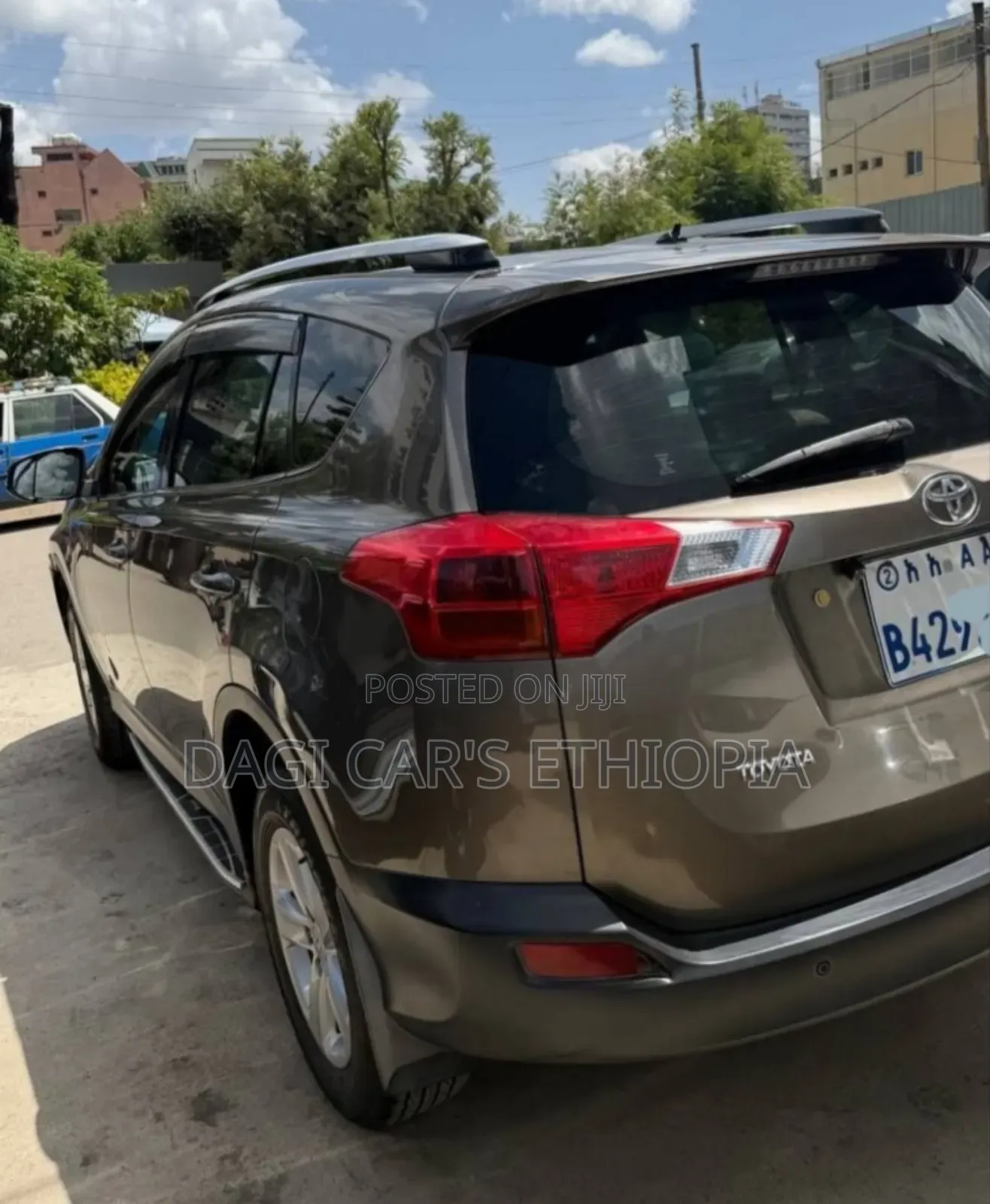 Toyota RAV4 Limited 4dr SUV (2.5L 4cyl 6A) 2015 Gray