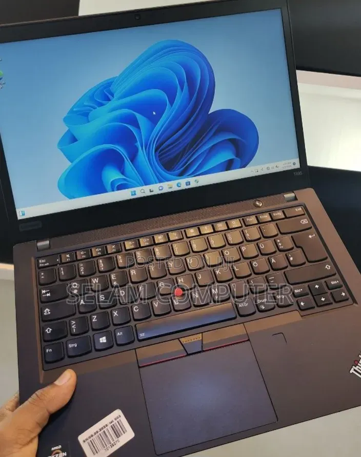 New Laptop Lenovo ThinkPad t495s 16GB AMD Ryzen 5 SSD 512GB