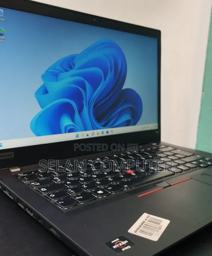 New Laptop Lenovo ThinkPad t495s 16GB AMD Ryzen 5 SSD 512GB