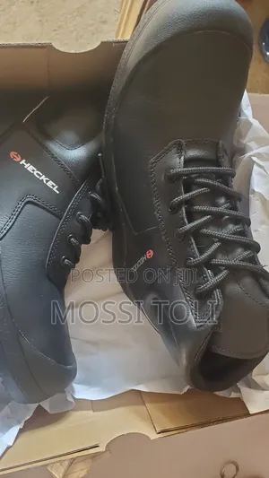 Heckel Safety Shoes