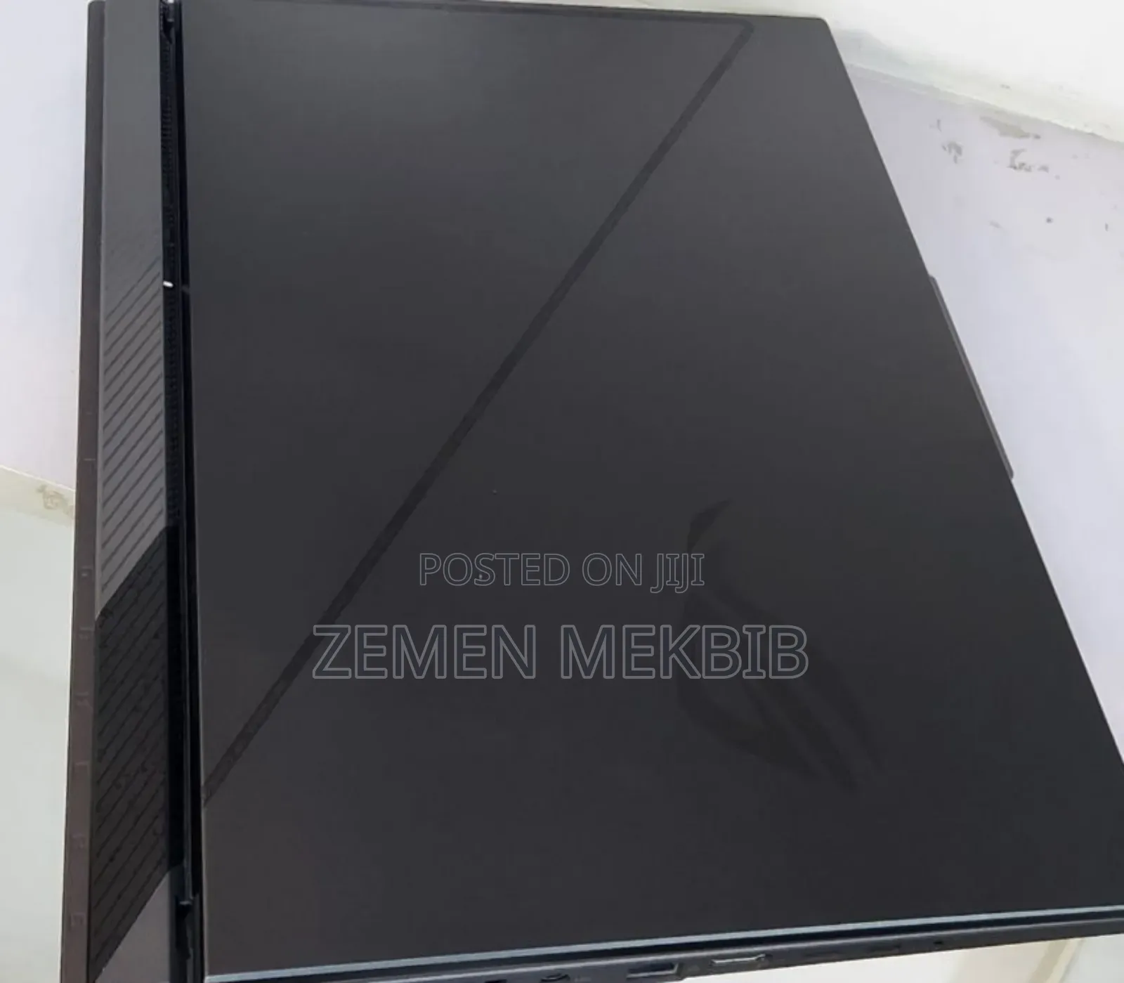 New Laptop Asus ROG Strix G15 16GB Intel Core i9 SSD 1T