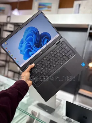 New Laptop Dell Latitude 3420 8GB Intel Core i5 SSD 256GB
