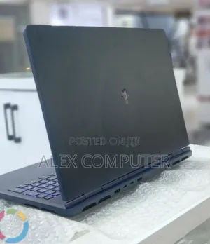 New Laptop Alienware 16x Aurora 32GB Intel Core i9 SSD 1T