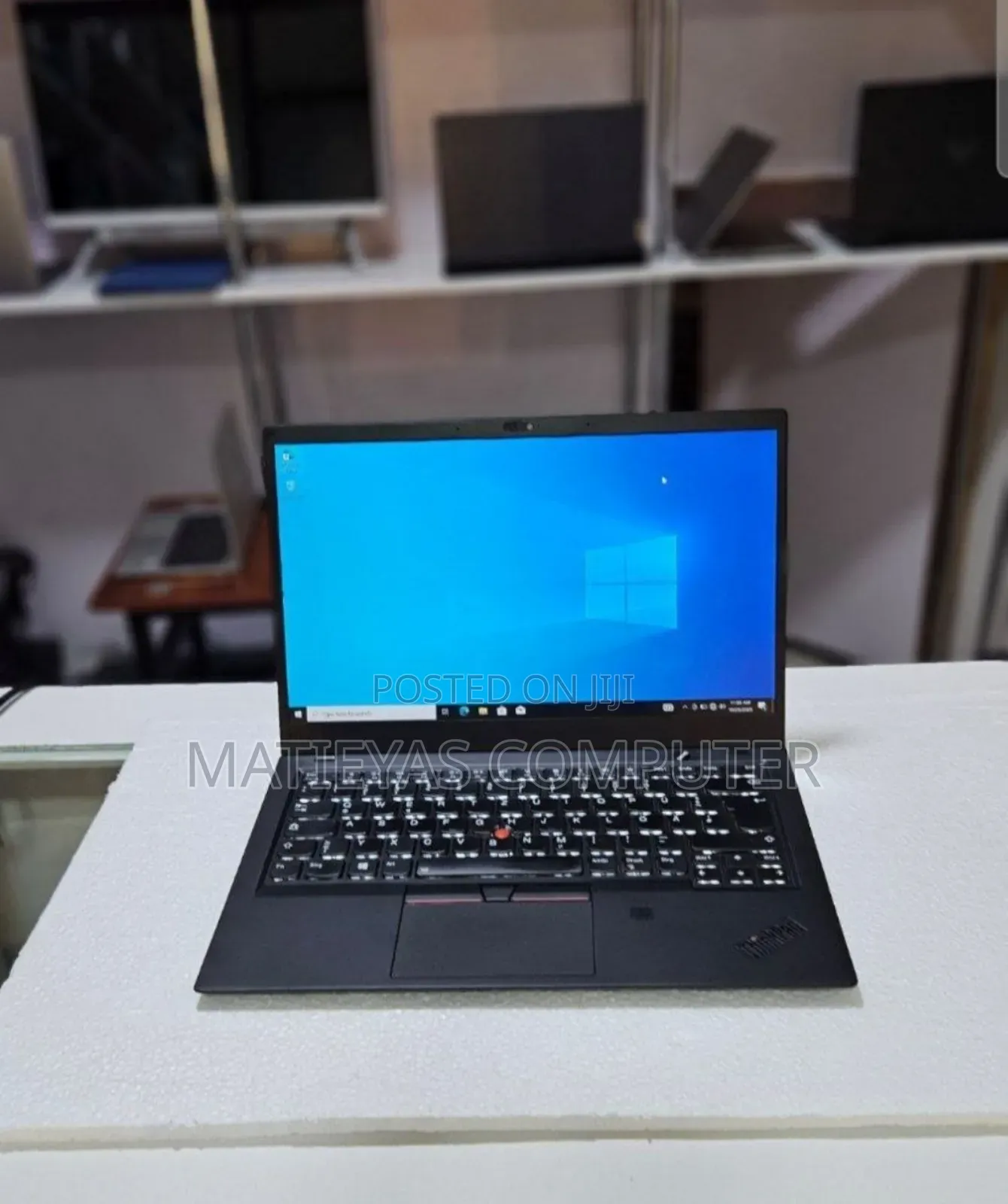 New Laptop Lenovo ThinkPad X1 Carbon 16GB Intel Core i7 SSD 512GB