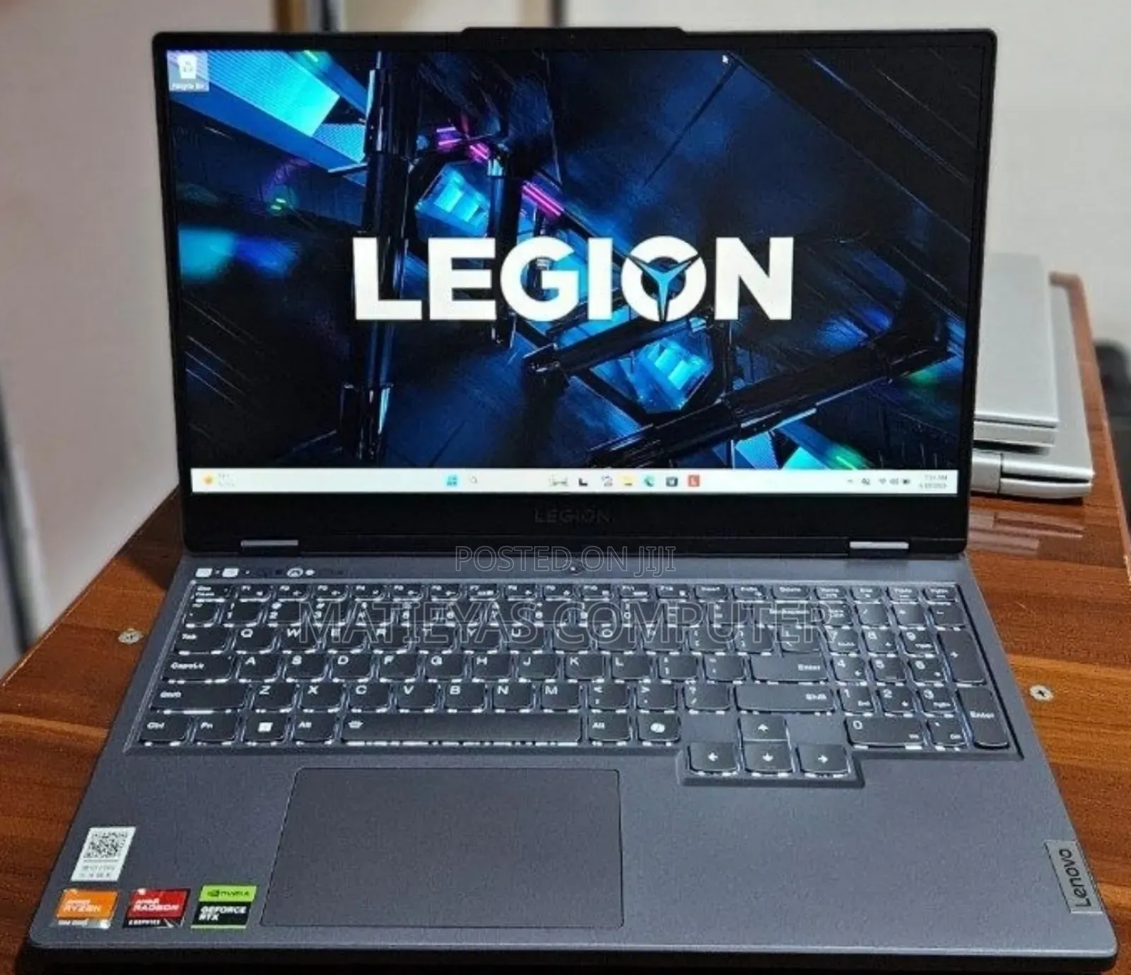 New Laptop Lenovo Legion 5 16GB AMD Ryzen 7 SSD 512GB