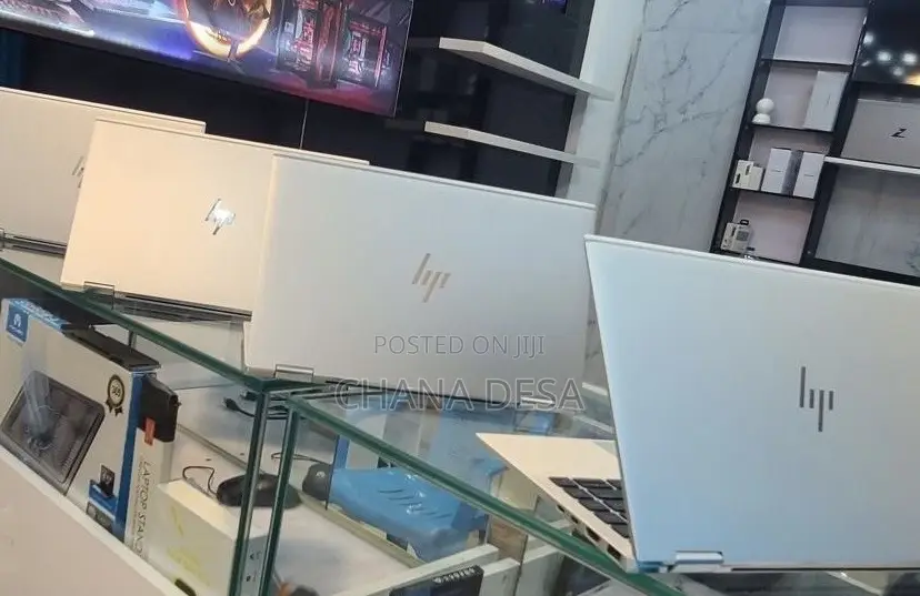 New Laptop HP EliteBook 1040 G8 16GB Intel Core i7 SSD 512GB