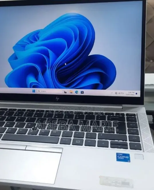 New Laptop HP EliteBook 840 G8 16GB Intel Core i5 SSD 512GB