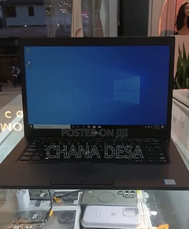New Laptop Dell 8GB Intel Core i5 SSD 256GB