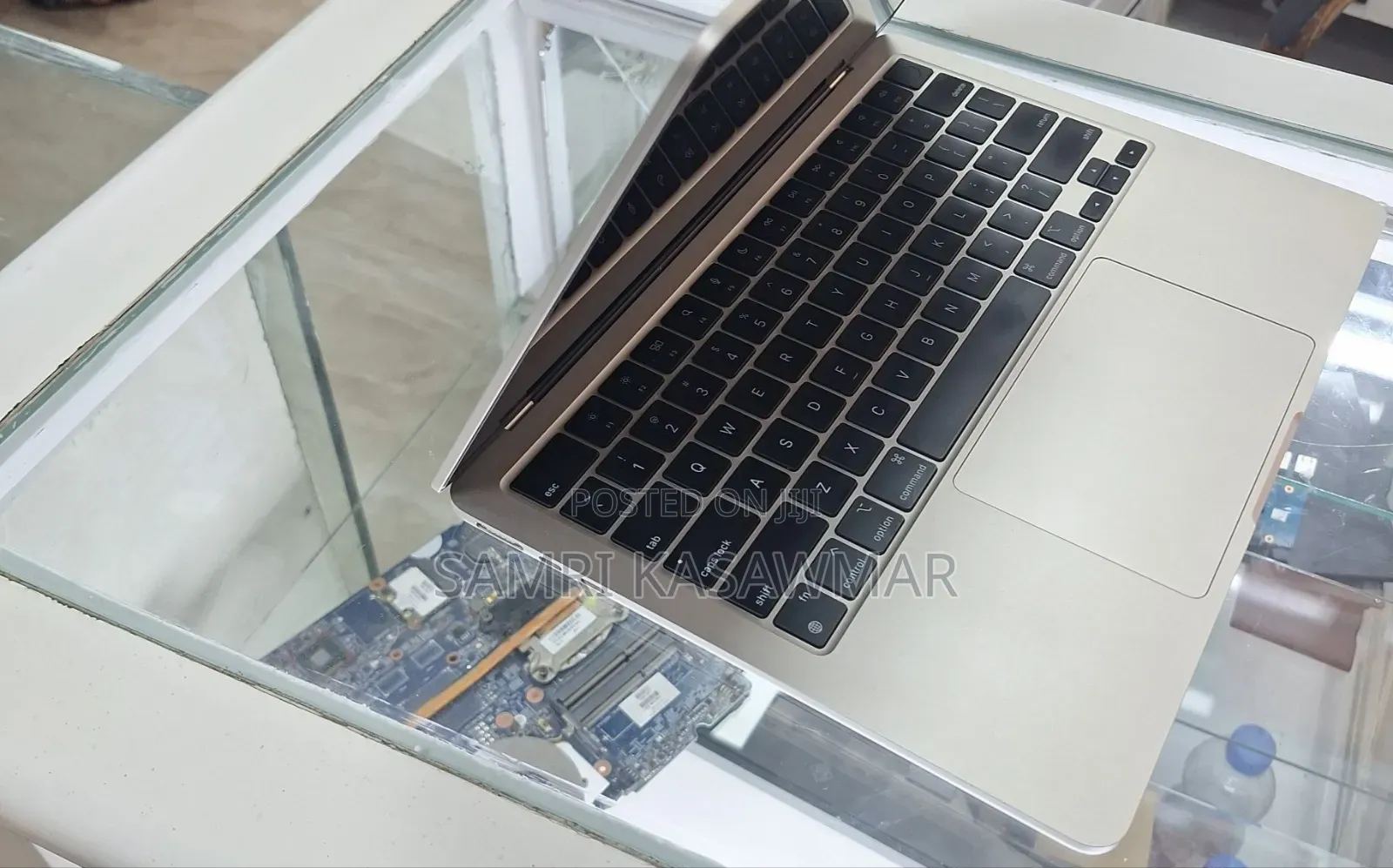 New Laptop Apple MacBook Air 16GB Apple M2 SSD 256GB