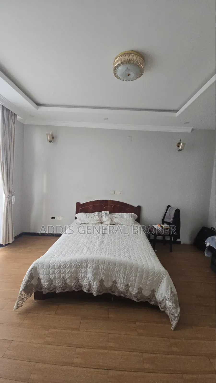 7bdrm House in Sumit72, Bole for sale