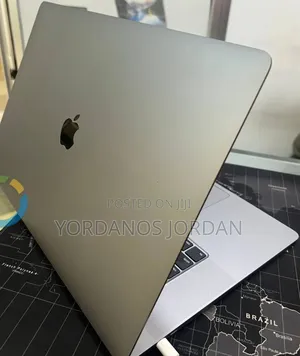New Laptop Apple MacBook Pro 2019 32GB Intel Core i9 SSD 512GB
