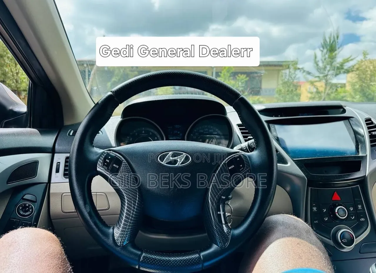 Hyundai Elantra 2015 Brown
