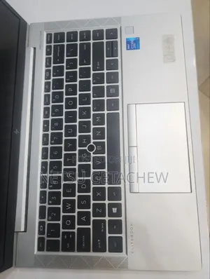 New Laptop HP EliteBook 840 G8 16GB Intel Core i7 SSD 512GB