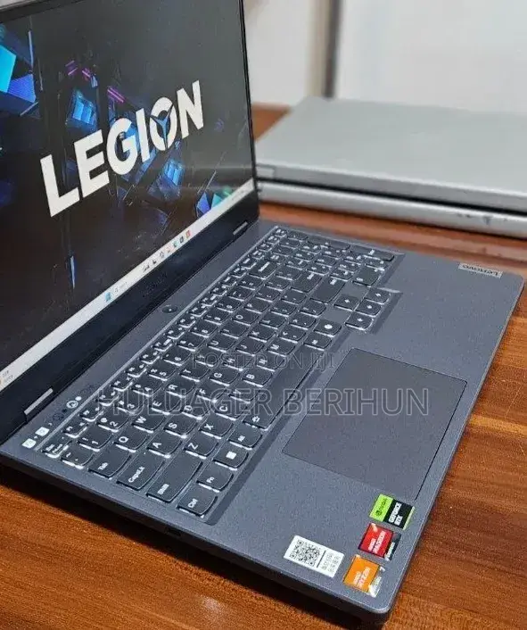 New Laptop Lenovo Legion 5 16GB AMD Ryzen 7 SSD 512GB