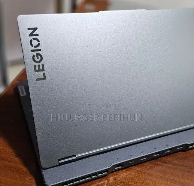 New Laptop Lenovo Legion 5 16GB AMD Ryzen 7 SSD 512GB