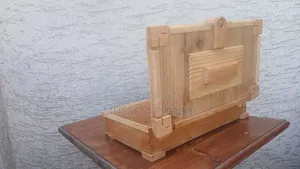 Wood Box for Puuting Luxury Materials