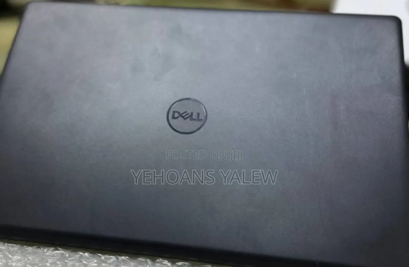 New Laptop Dell Vostro 3520 8GB Intel Core i5 HDD 1T