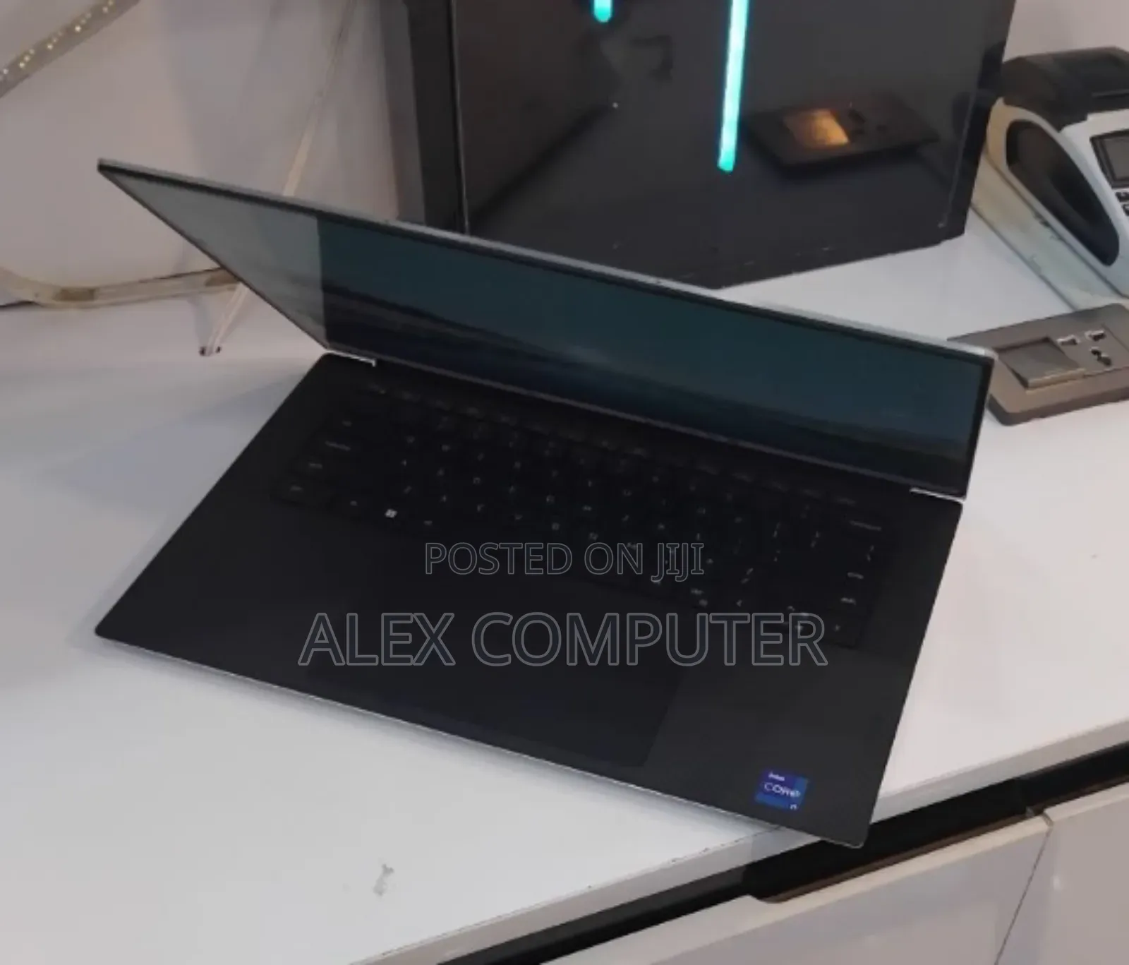 New Laptop Dell XPS 15 16GB Intel Core i7 SSD 512GB