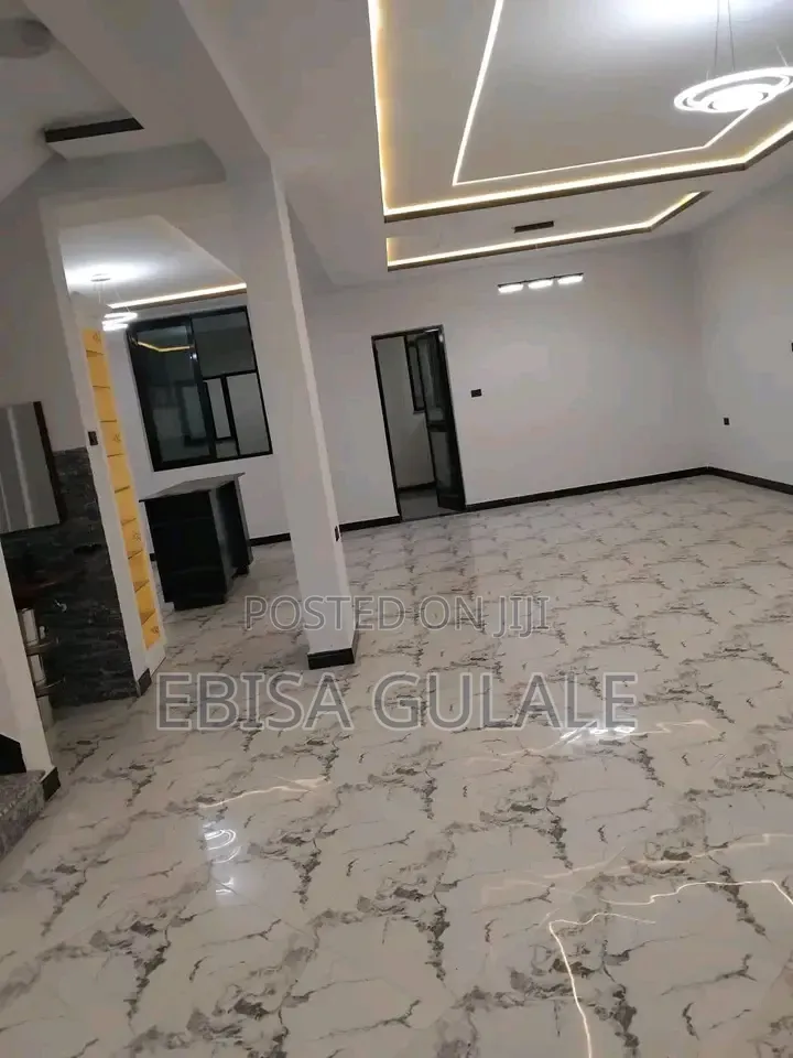Furnished 10bdrm Farm House in Yeka for sale