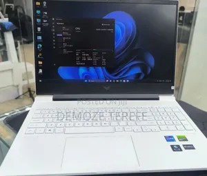 New Laptop HP Victus 15 16GB Intel Core i7 SSD 1T