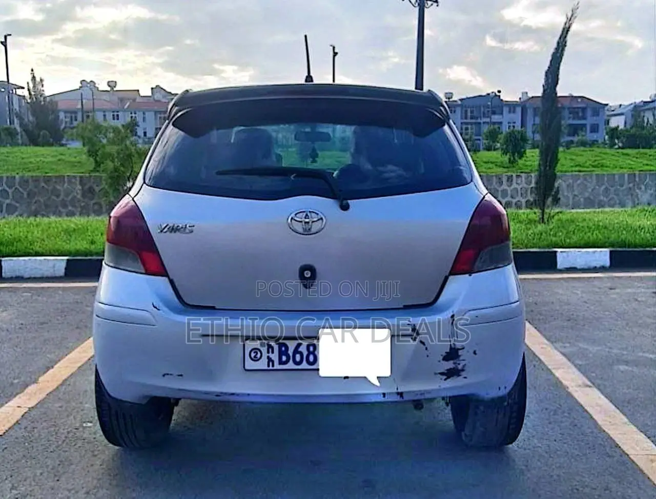 Toyota Yaris 2010 Silver