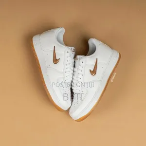 Nike Air Force1retro