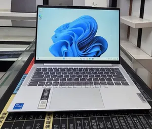 New Laptop Lenovo Ideapad 3 16GB Intel Core i5 SSD 512GB