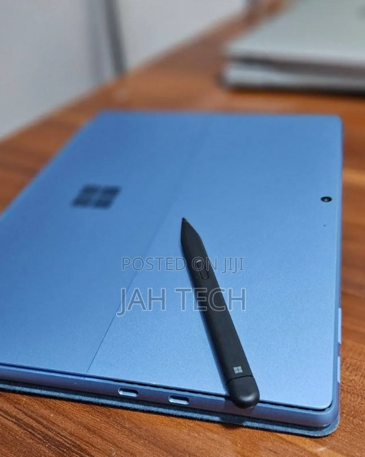 New Microsoft Surface Pro 11th Edition, a Copilot+ PC 16GB SSD 512GB