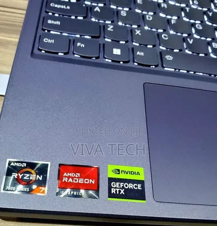 New Laptop Lenovo Legion 5 16GB AMD Ryzen 7 SSD 512GB