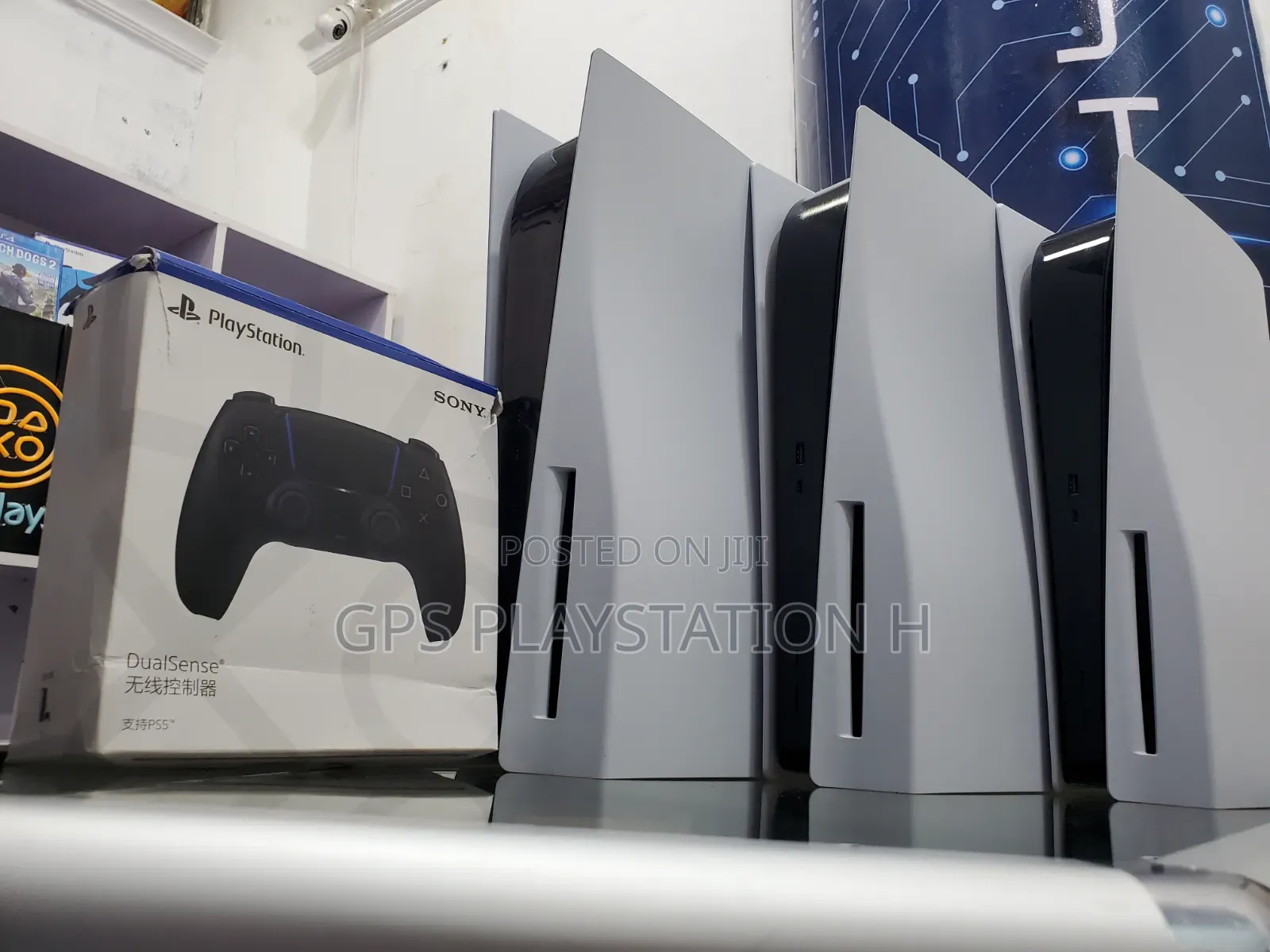 Playstation 5 Standard Model Video Game Console With Joystick