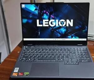 New Laptop Lenovo Legion 5 16GB AMD Ryzen 7 SSD 512GB