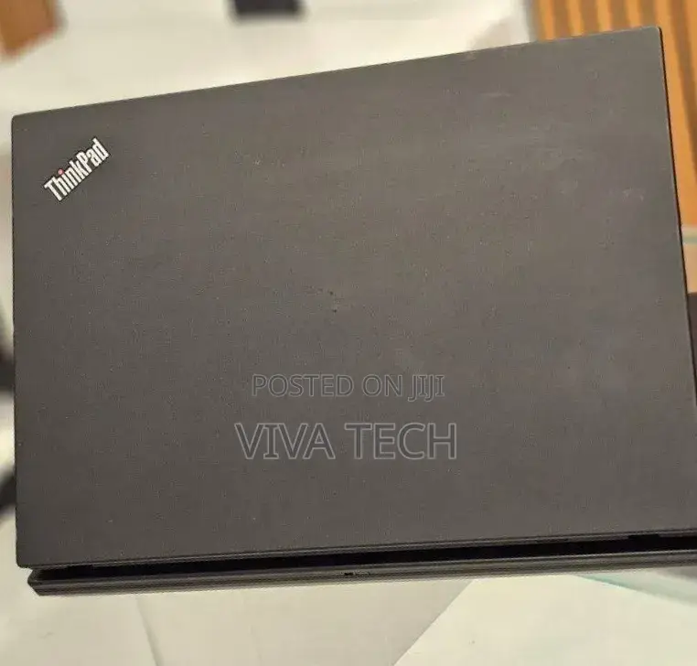 New Laptop Lenovo ThinkPad t495s 8GB AMD Ryzen 5 SSD 512GB