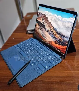 New Microsoft Surface Pro 11th Edition, a Copilot+ PC 16GB SSD 512GB