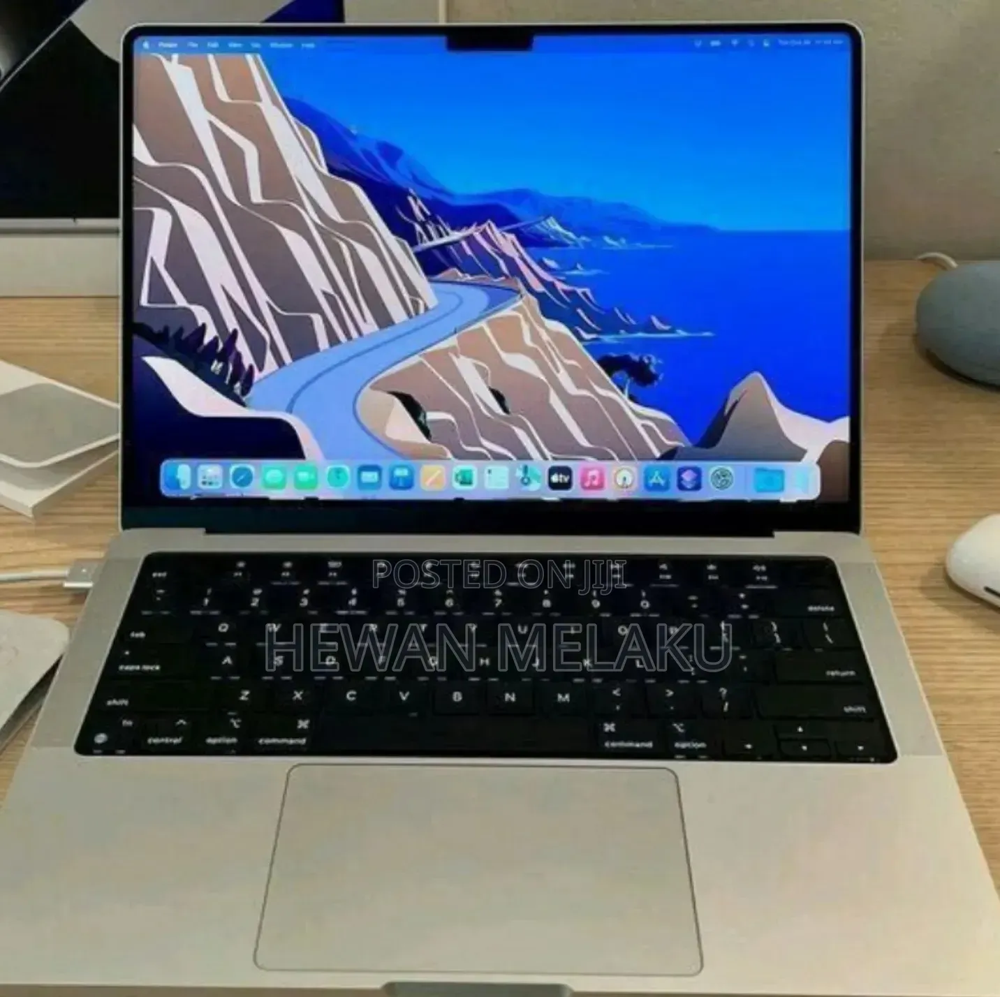 New Laptop Apple MacBook Pro M1 32GB Apple M1 Pro SSD 512GB