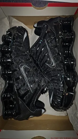 Nike Shox Black