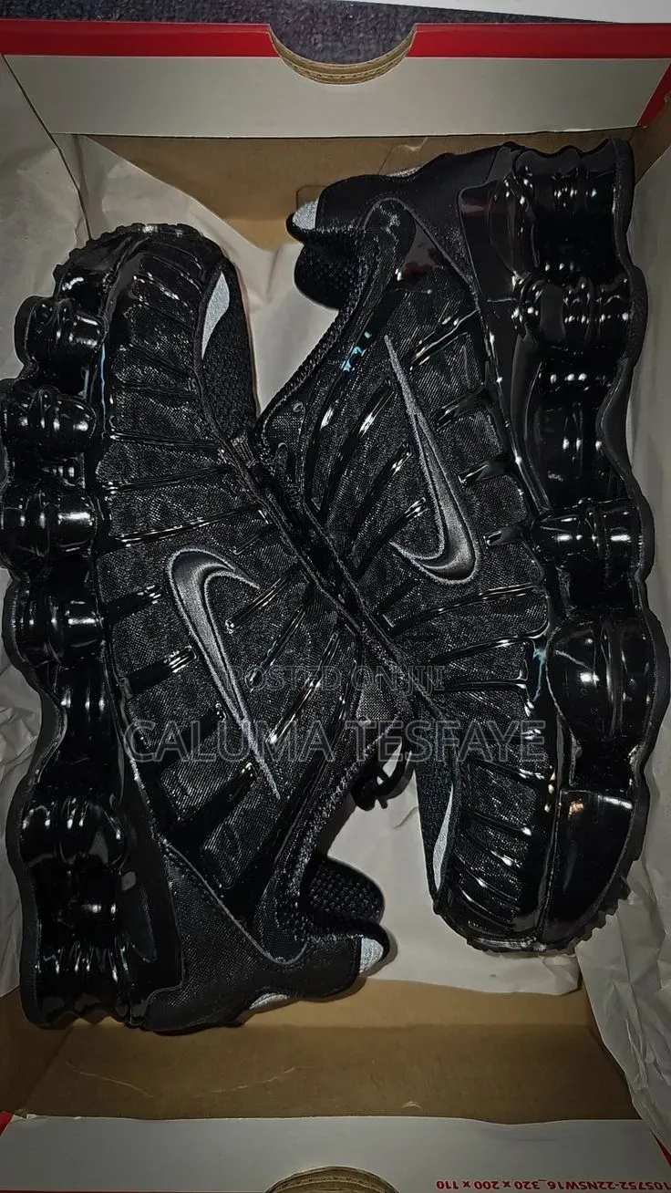 Nike Shox Black