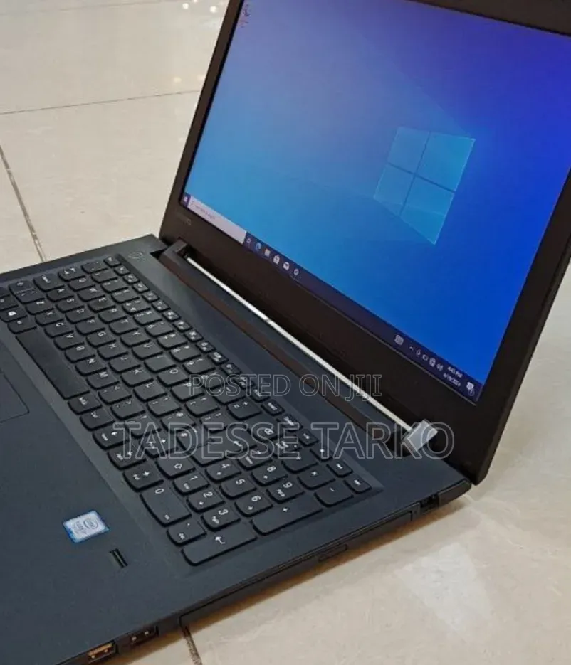 New Laptop Lenovo Ideapad 3 8GB Intel Core i7 HDD 1T