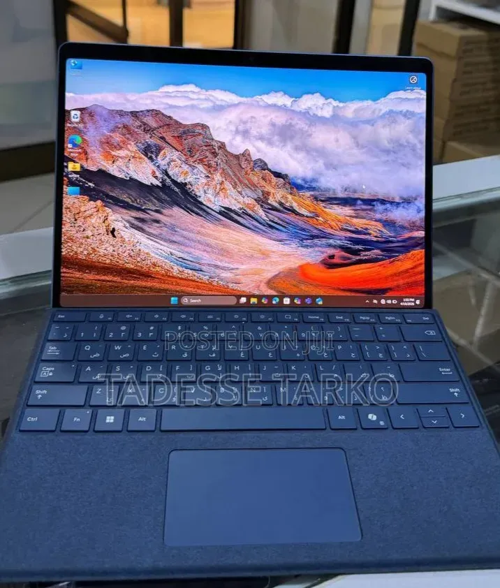 New Microsoft Surface Pro 16GB Qualcomm Snapdragon X Elite SSD 512GB