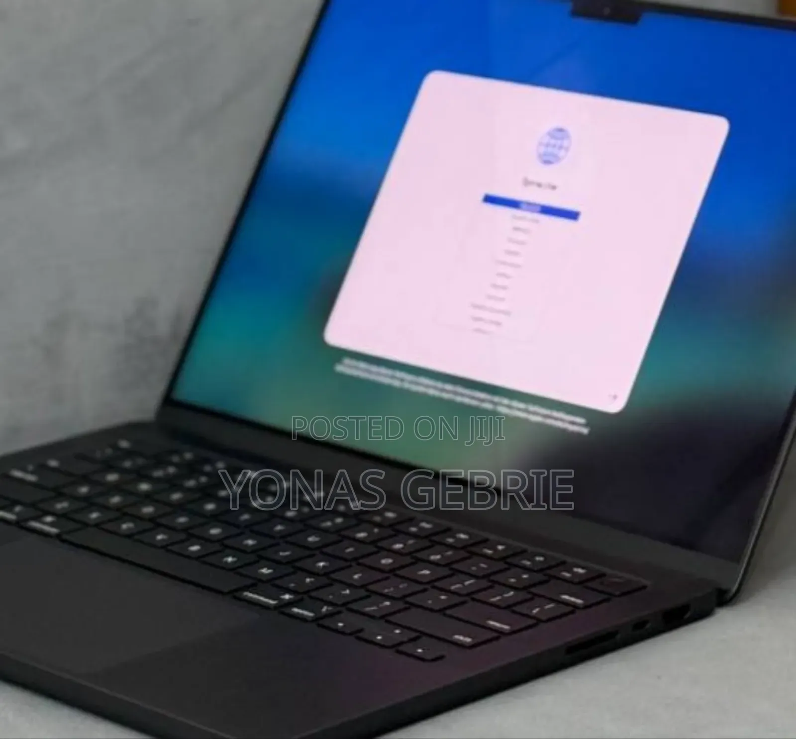New Laptop Apple MacBook 16GB Apple M5 Pro SSD 512GB