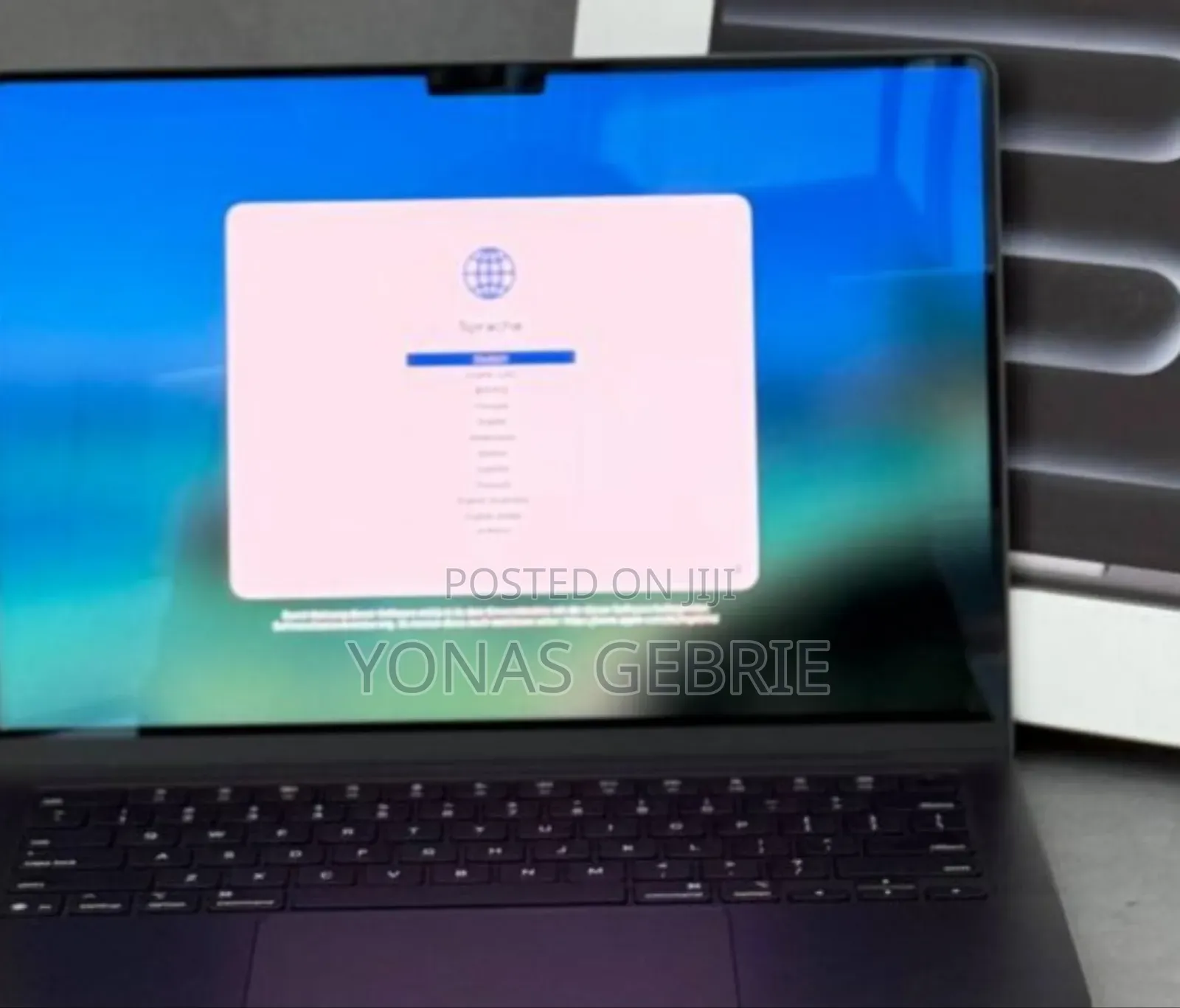 New Laptop Apple MacBook 16GB Apple M5 Pro SSD 512GB