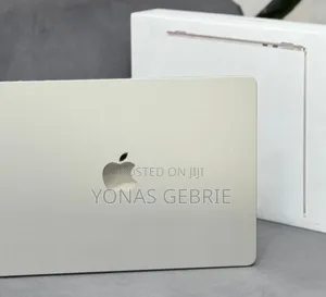 New Laptop Apple MacBook 16GB Apple M4 SSD 1T
