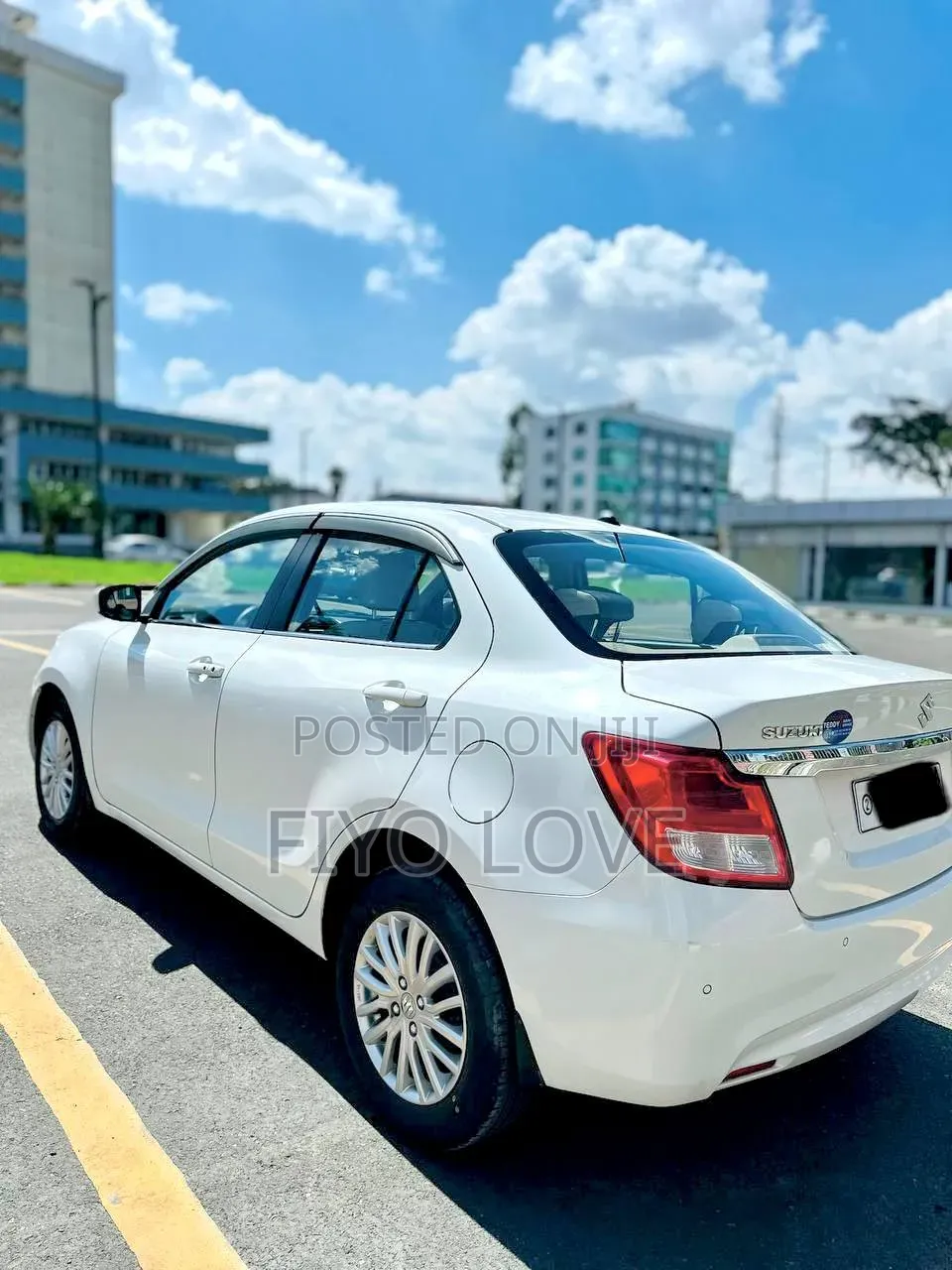 Suzuki Dzire 2022 White