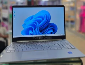 New Laptop HP Stream Notebook 8GB Intel Core i7 SSD 512GB