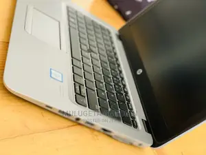 Photo - New Laptop HP EliteBook 820 G3 8GB Intel Core I5 SSD 256GB