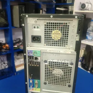 Desktop Computer Dell OptiPlex 790 4GB Intel Core i5 HDD 320GB