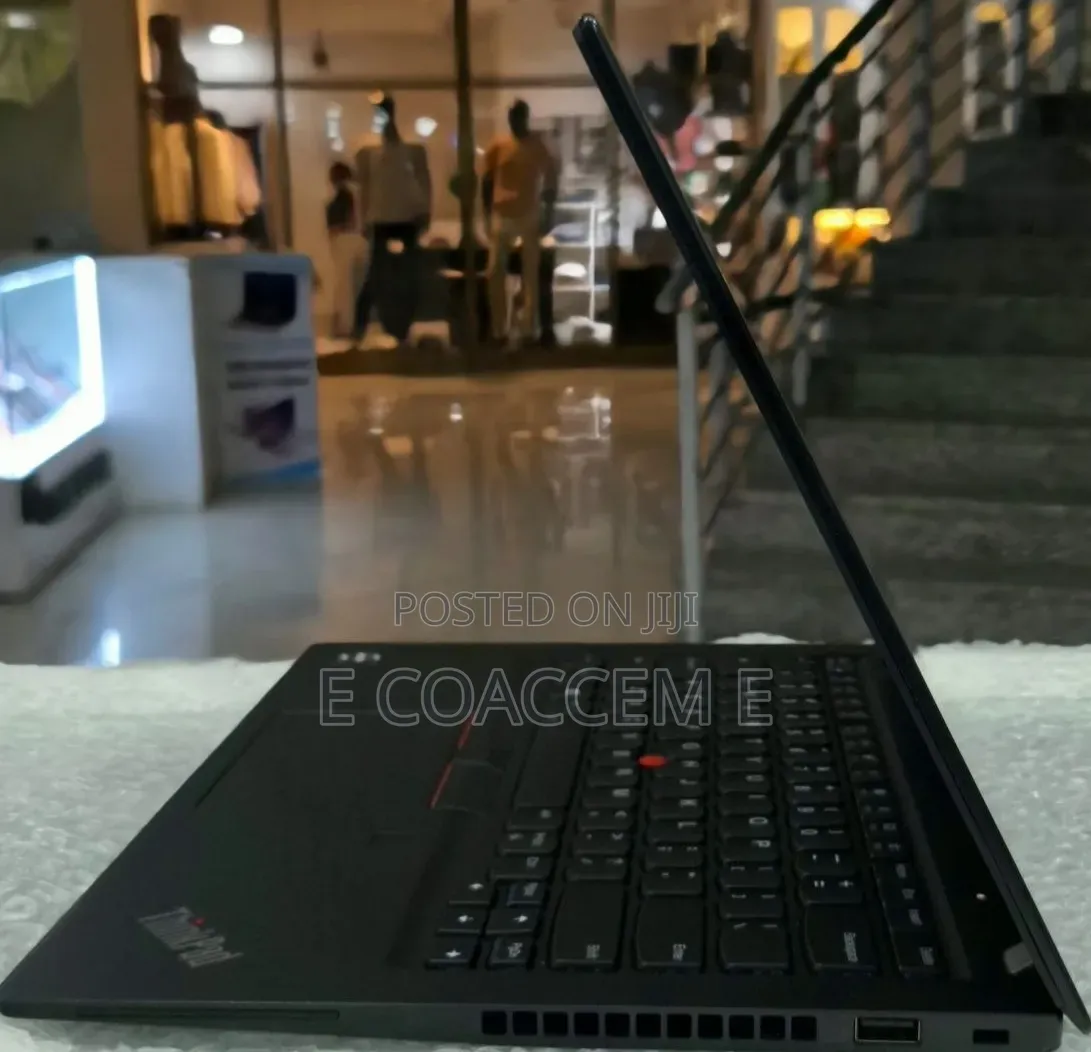 New Laptop Lenovo 16GB AMD Ryzen 5 SSD 512GB